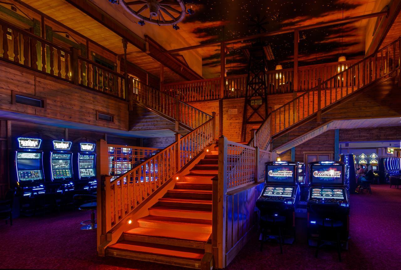 Ceska Kubice Casino & Hotel Eldorado מראה חיצוני תמונה