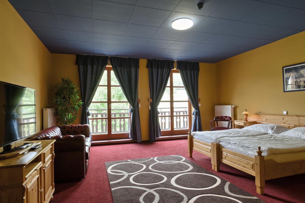 Ceska Kubice Casino & Hotel Eldorado מראה חיצוני תמונה
