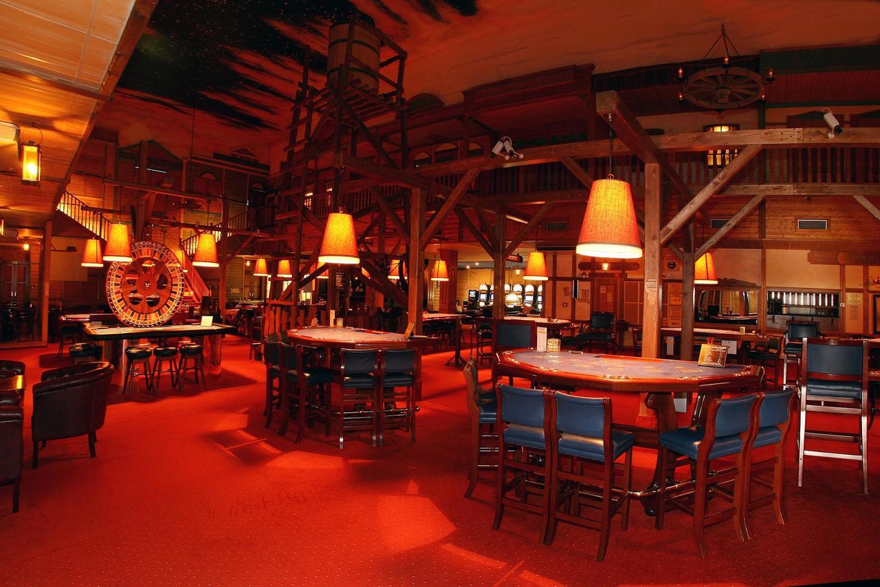 Ceska Kubice Casino & Hotel Eldorado מראה חיצוני תמונה